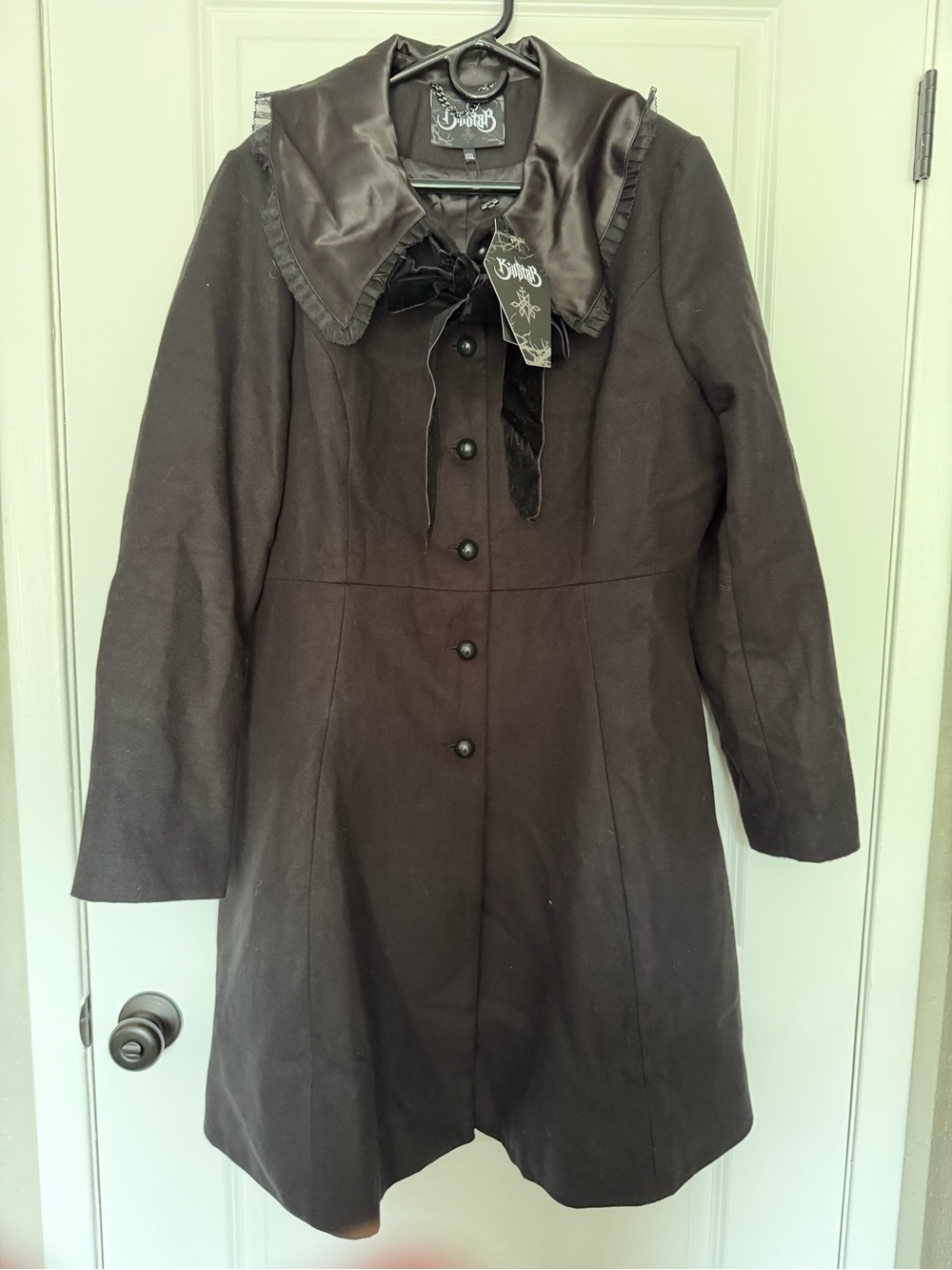 Killstar Druantia- Women's Black Coat with Satin Collar